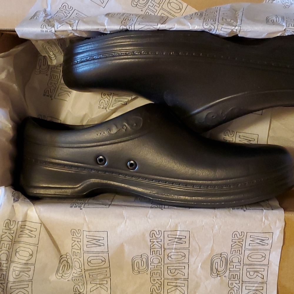 SKECHERS Work Oswald-Clara clog (Women's)